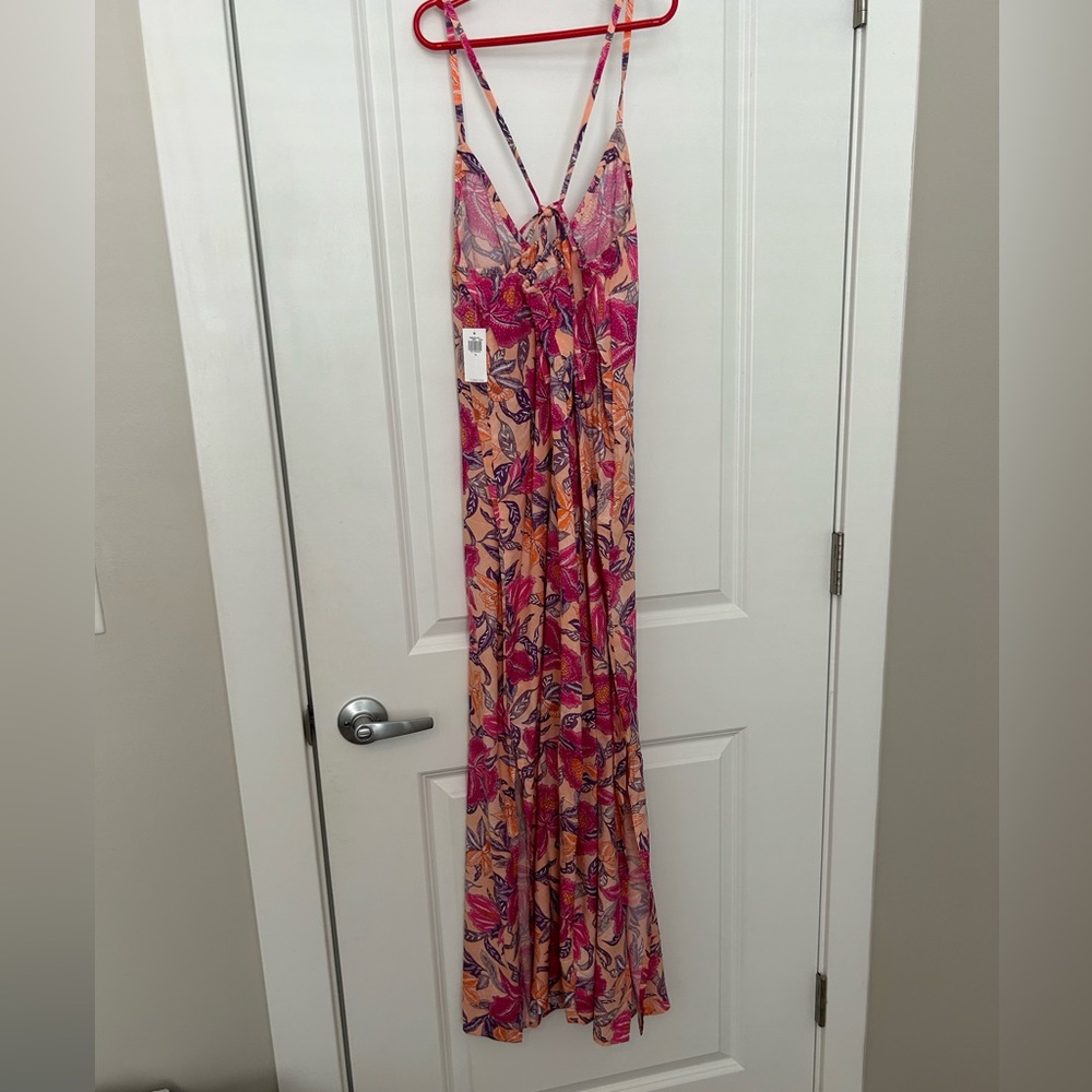 Old navy bathing suit cover up. Size S.